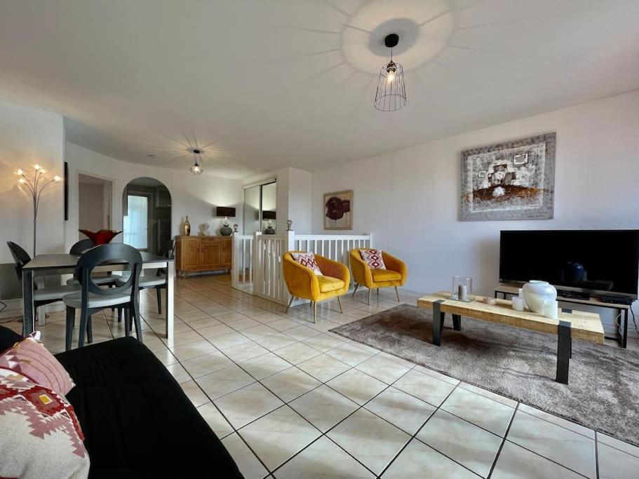 Duplex 70M2 - Vue Cite Medievale - Parking Gratuit Carcassonne Extérieur photo